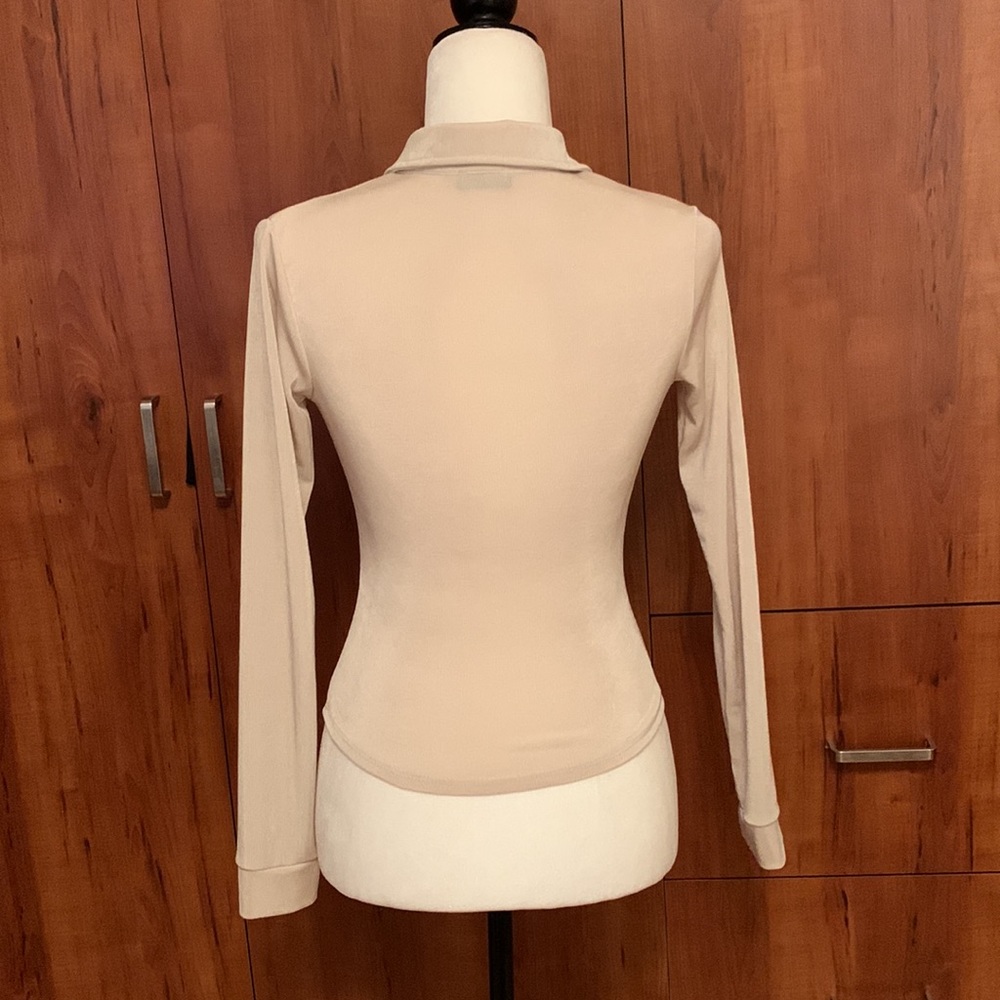 Button Up Ruched Blouse - Picture 5 of 6